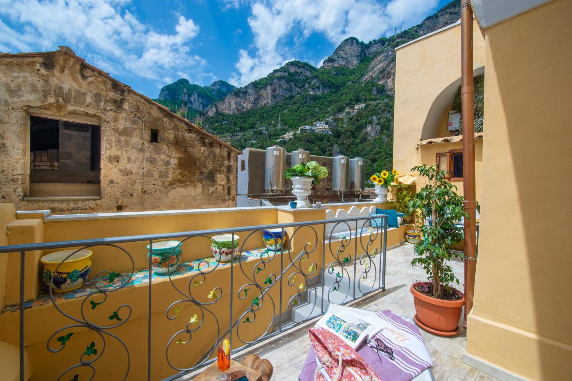 Amore Rentals - Casa Barbera B Positano Luaran gambar