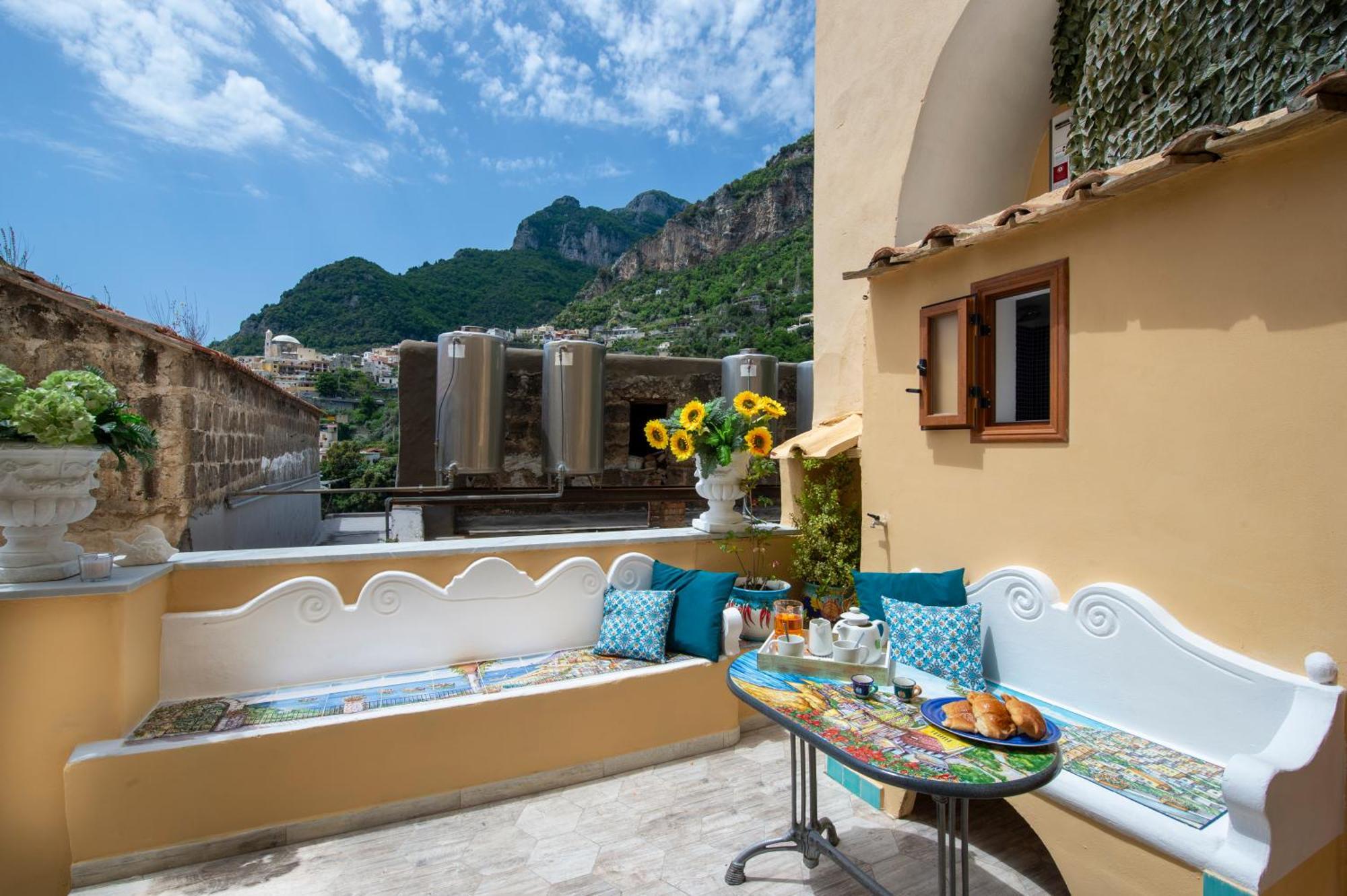 Amore Rentals - Casa Barbera B Positano Luaran gambar